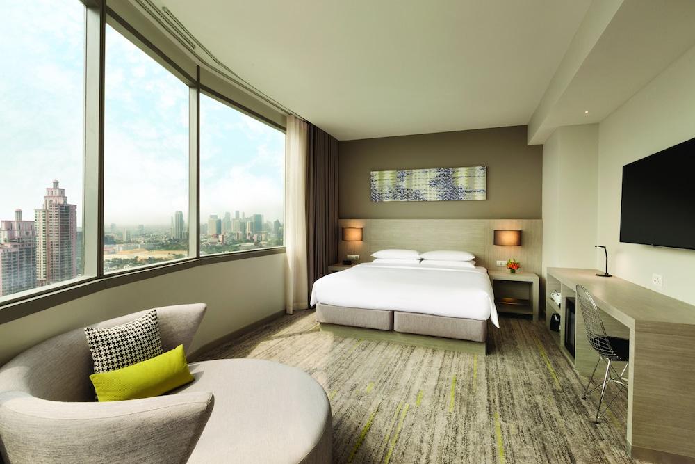 מלון Hyatt Place Sukhumvit 24