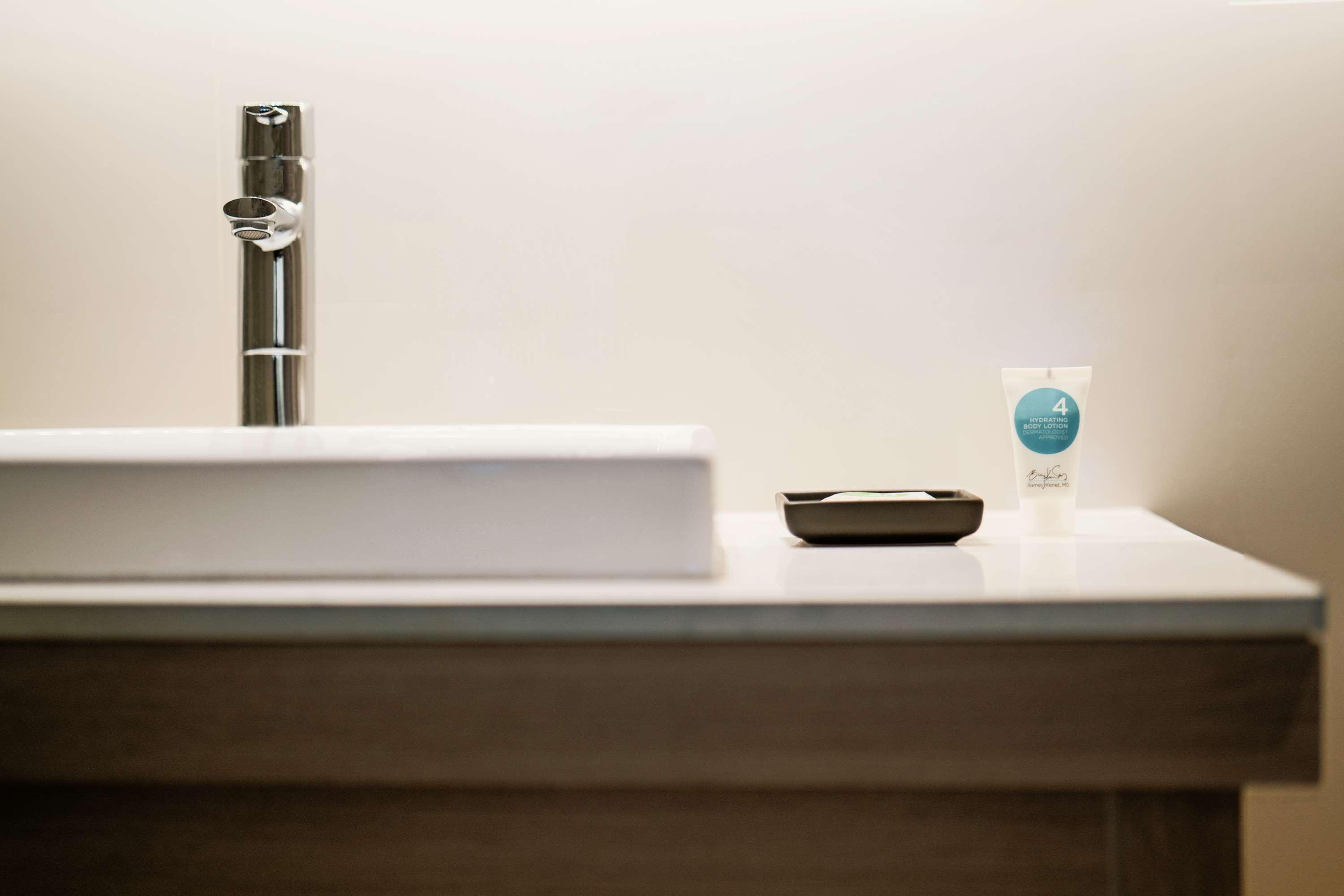 Hyatt Place Sukhumvit 24 בנגקוק