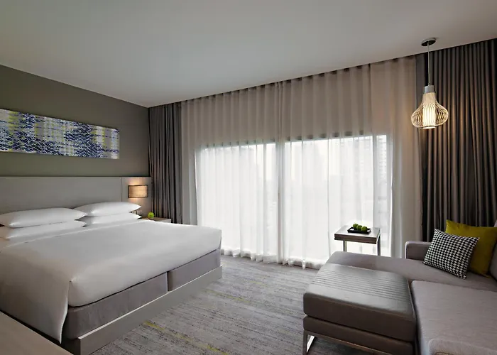 Hyatt Place Bangkok Sukhumvit 24