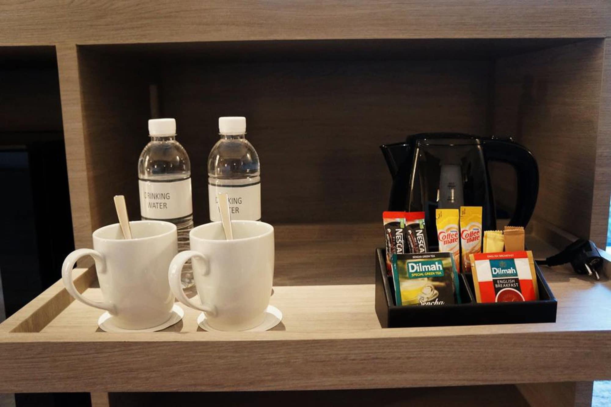 Отель Hyatt Place Sukhumvit 24 4*