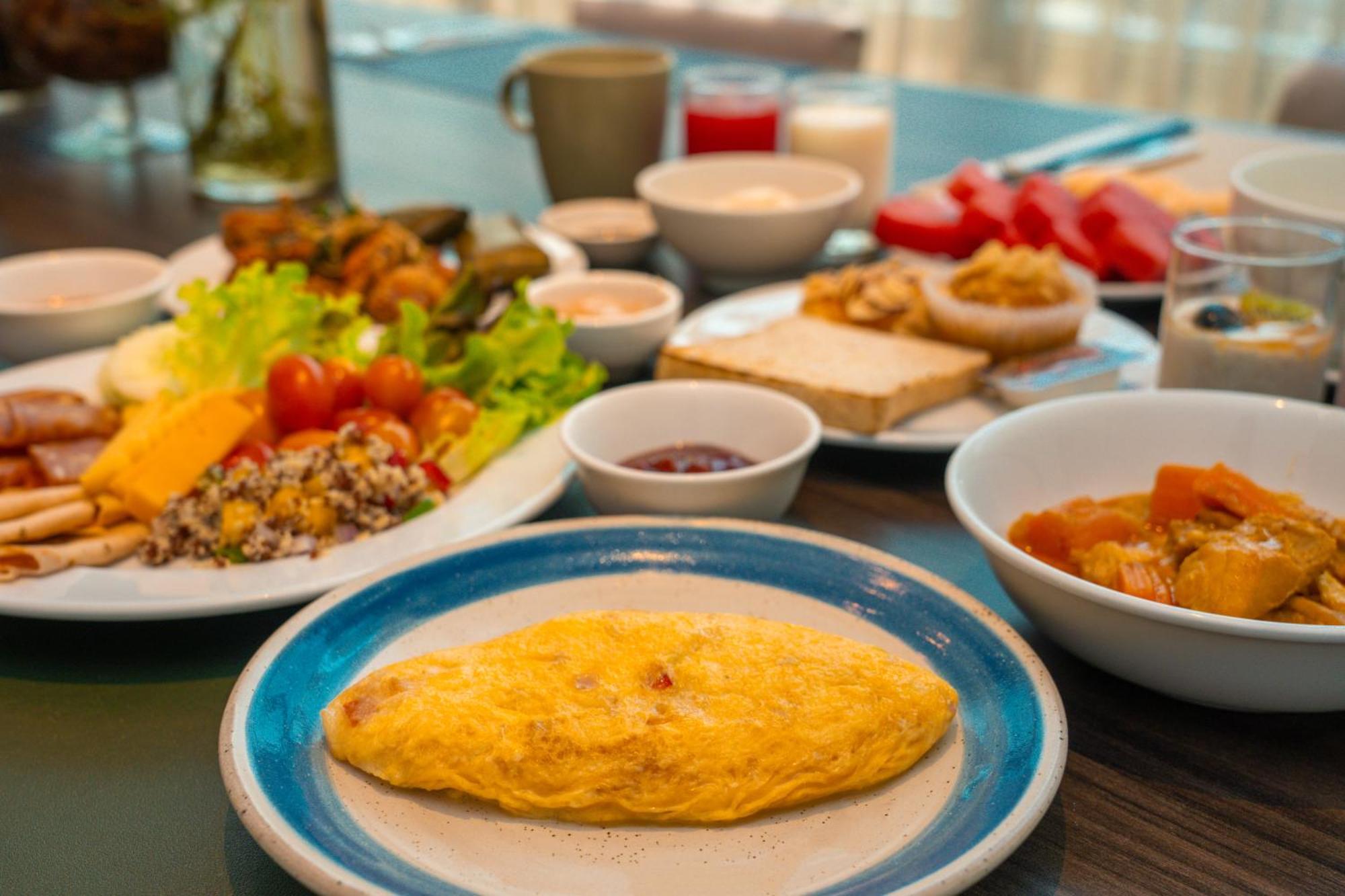 Hyatt Place Sukhumvit 24 酒店